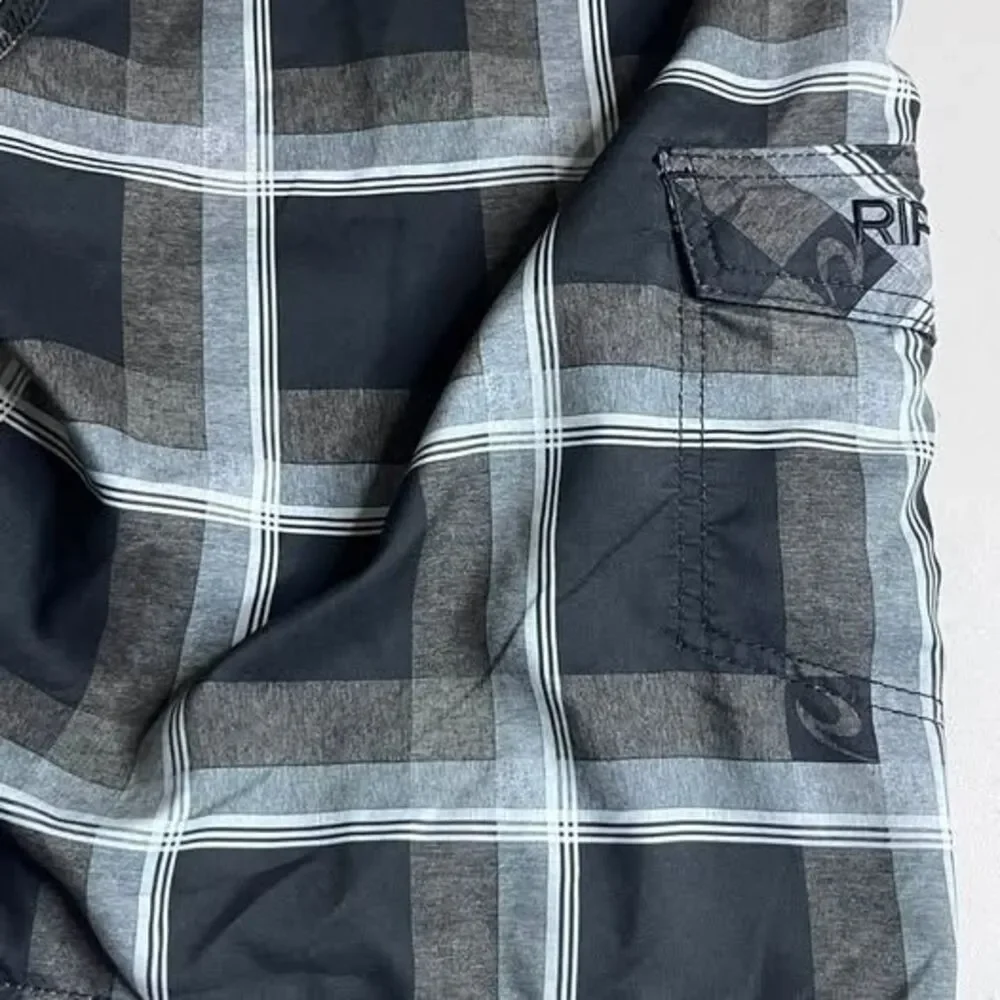 Rip Curl Plaid Board Shorts size 32